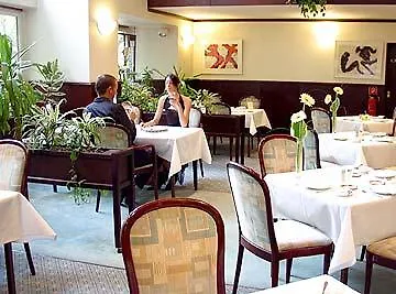 Hotel Kurfuerstendamm Am Adenauerplatz Berlin